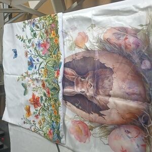 2 nwt spring Zippered throw pillow covers